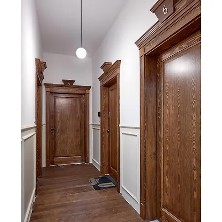 Stary Browar With Mezzanine * Posen