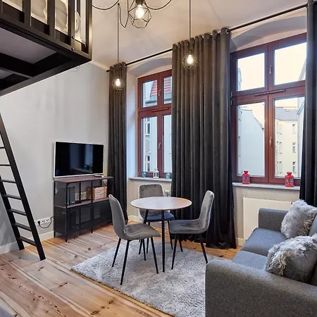 아파트 Stary Browar With Mezzanine By Bookinghost