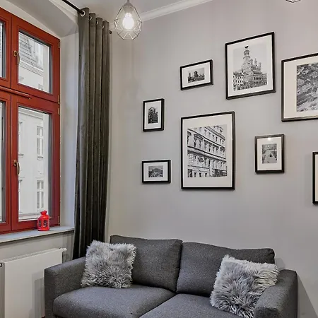 Stary Browar With Mezzanine By Bookinghost 포즈난